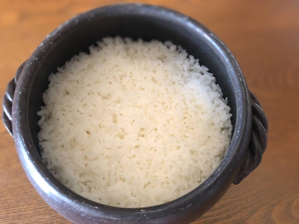 「丁寧な暮らし」と勘違いされる、わが家の土鍋ご飯