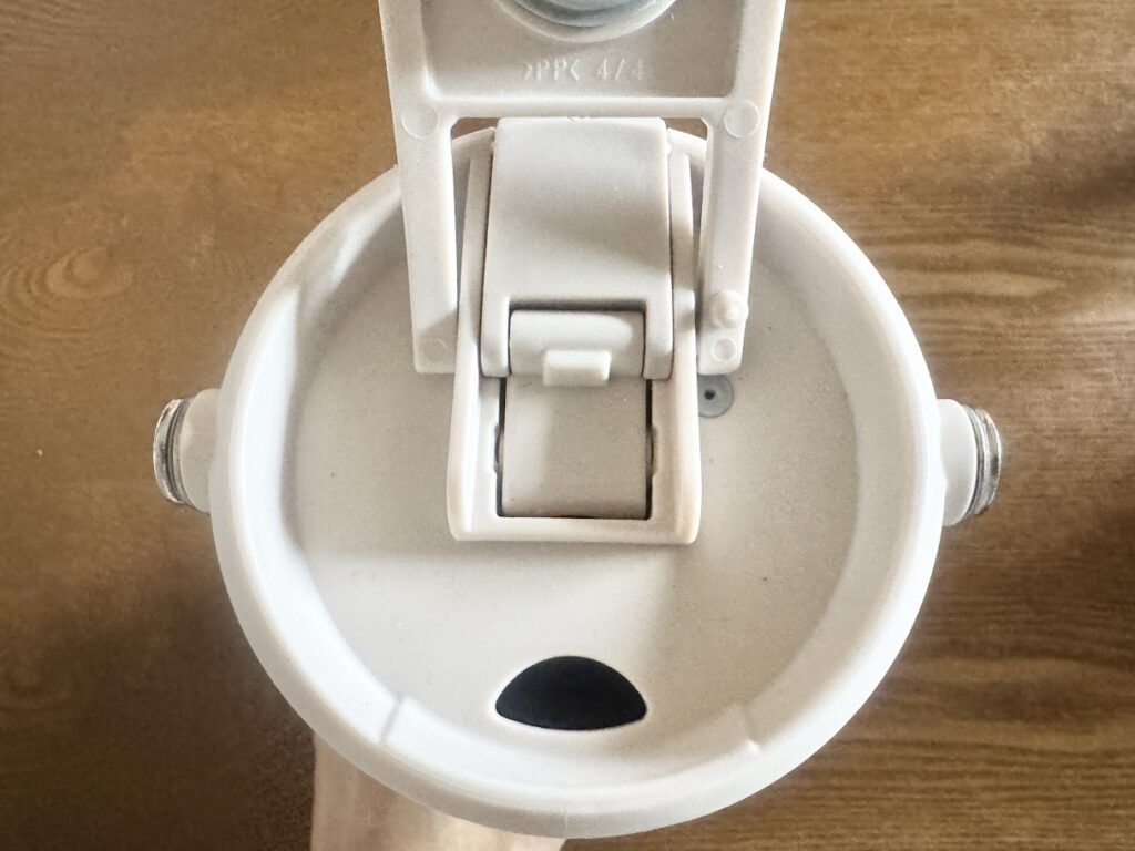 直飲みの飲み口
