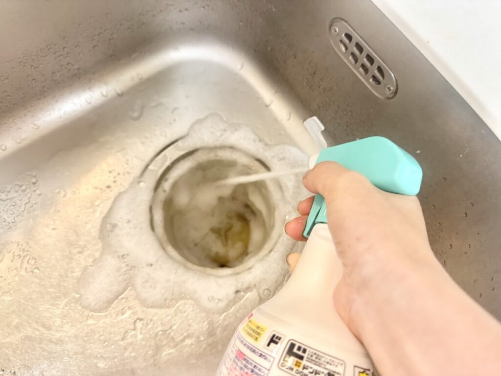 泡の塩素系漂白剤